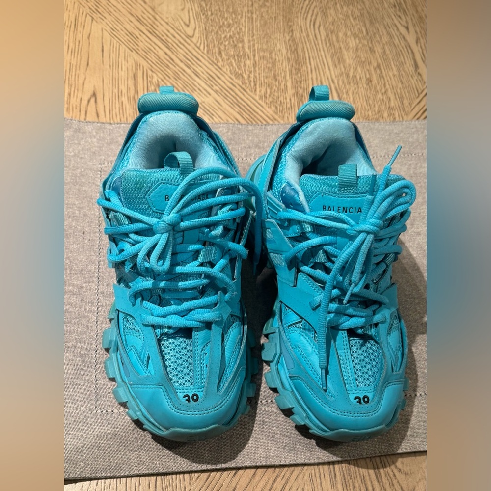 Balenciaga Track Turquoise size EU38/7.5 Super Rare - Picture 2 of 11